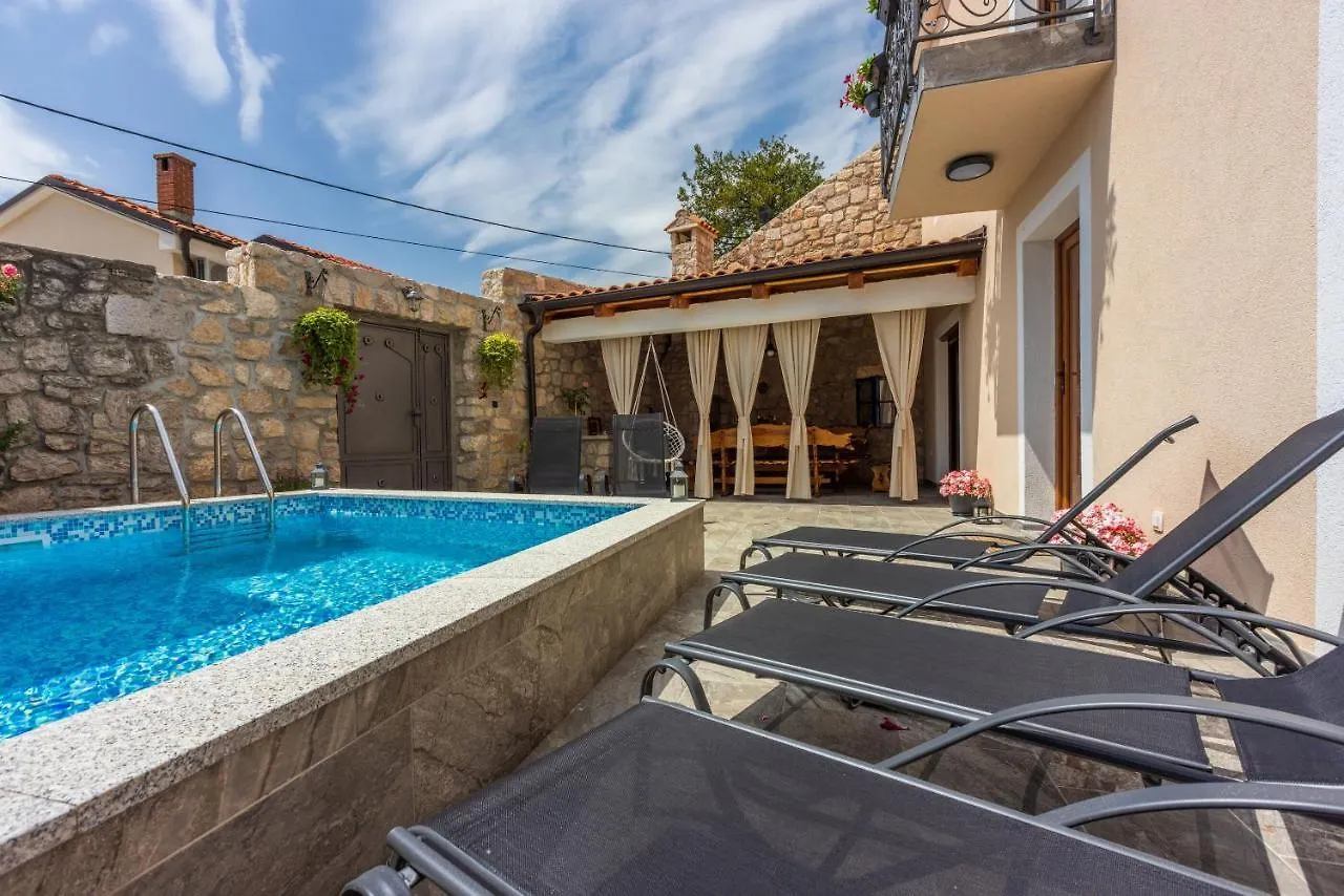 Villa Banely Grizane-Belgrad