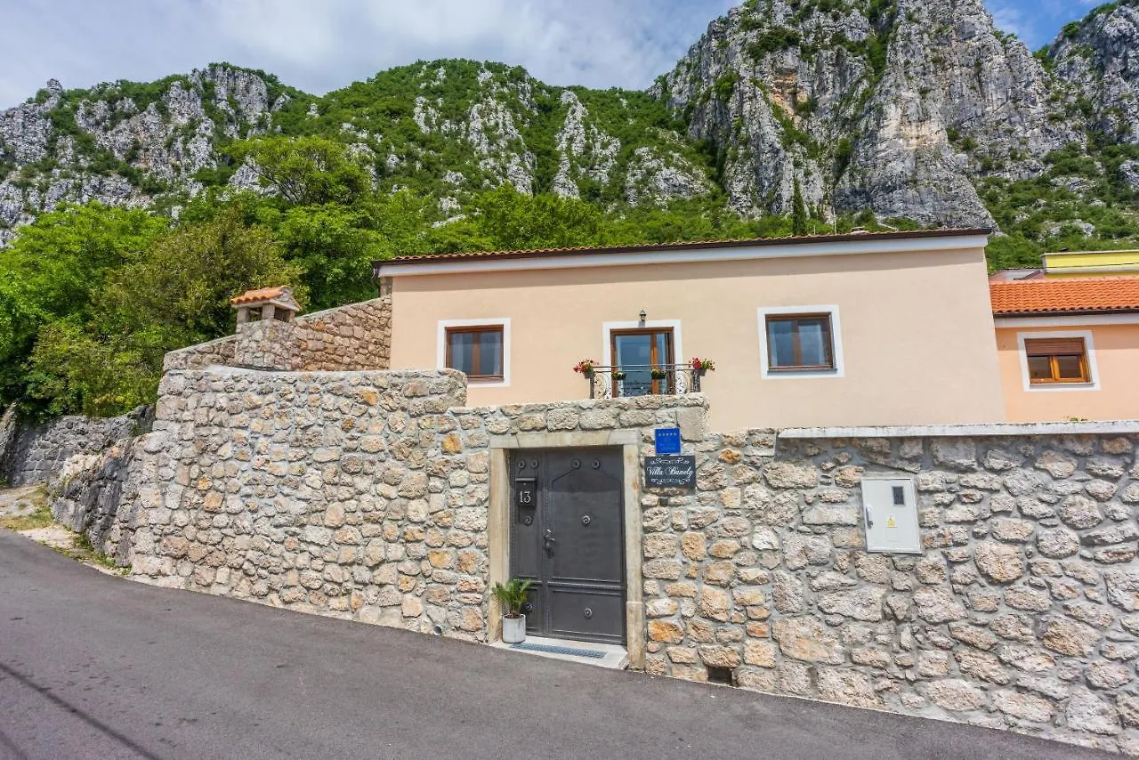 Villa Banely Grizane-Belgrad Croatia